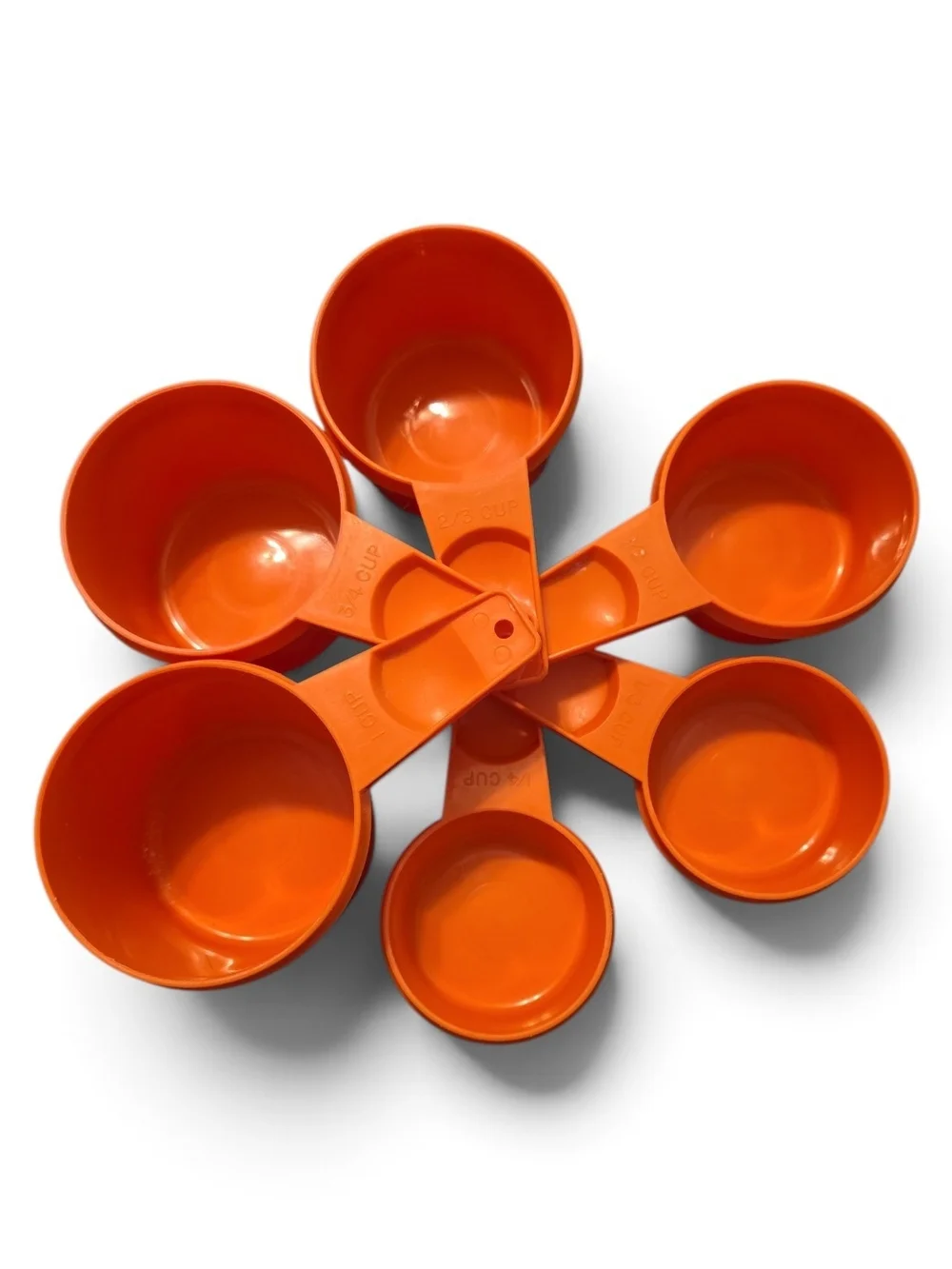 Tupperware Vintage Nesting Measuring Cups - Set of 6 Color Harvest/Pumpkin